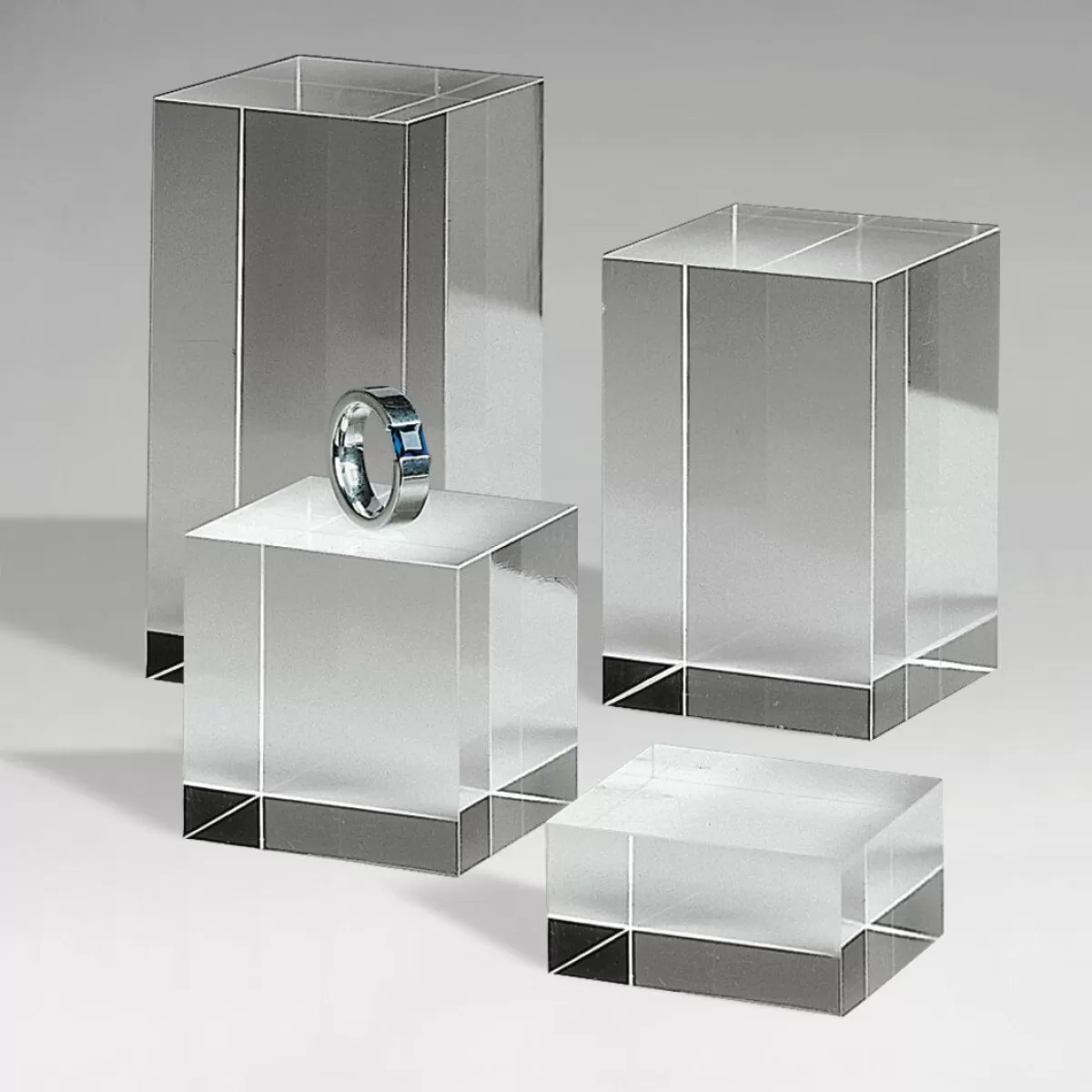 DecoWoerner 4-piece Display Set Column