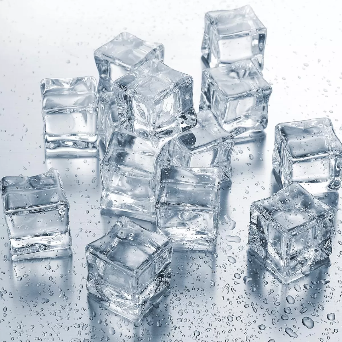 DecoWoerner Acrylic Decorative Ice Cubes, 500 G