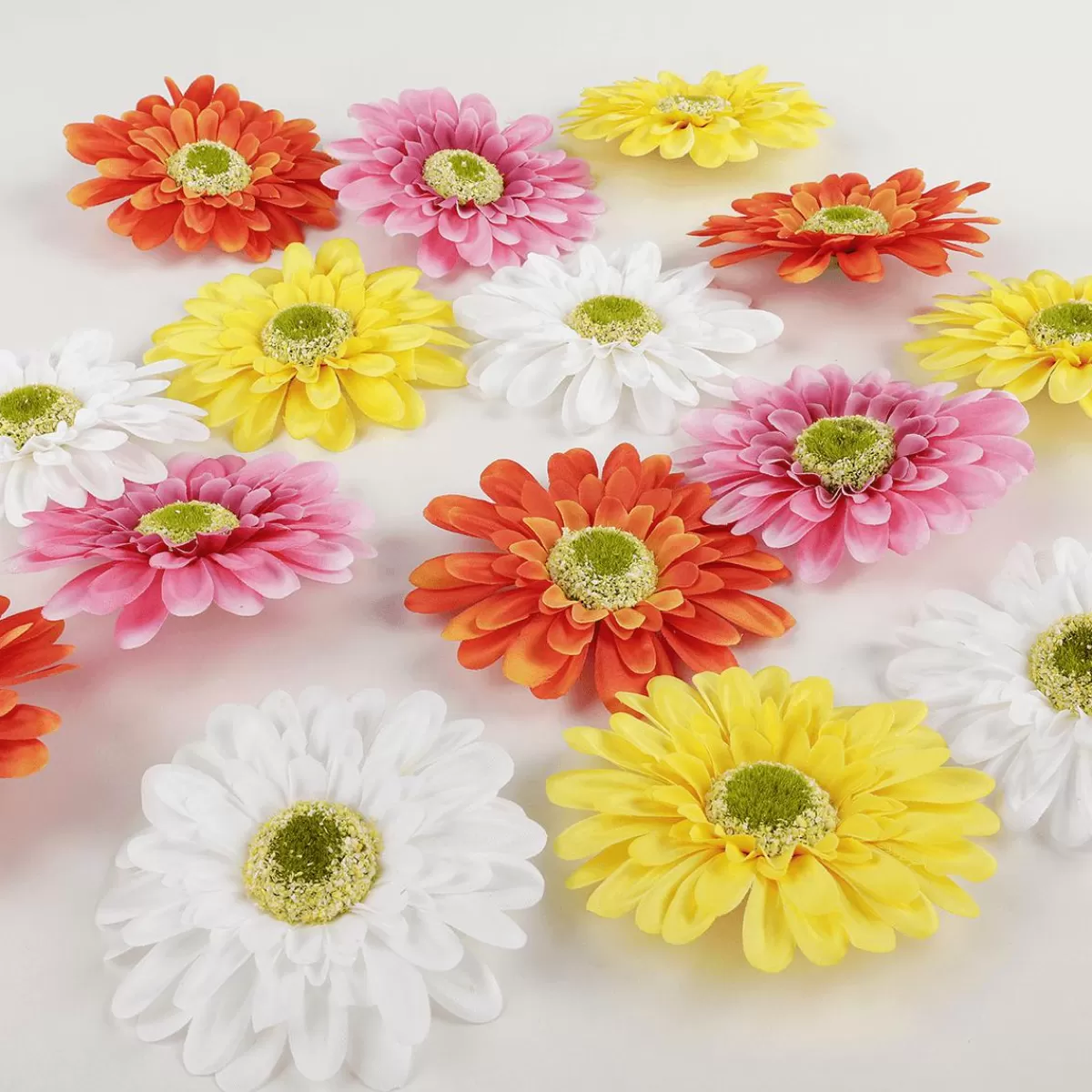 DecoWoerner Artificial Gerbera Scatter Flower Mix 36 Pieces