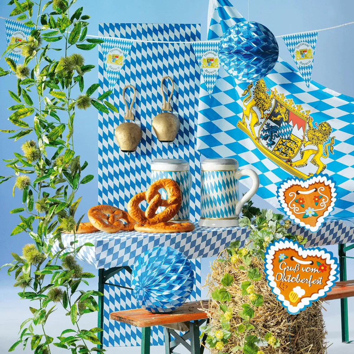 DecoWoerner Cardboard Heart Hanger "Oktoberfest" Ø 30 Cm