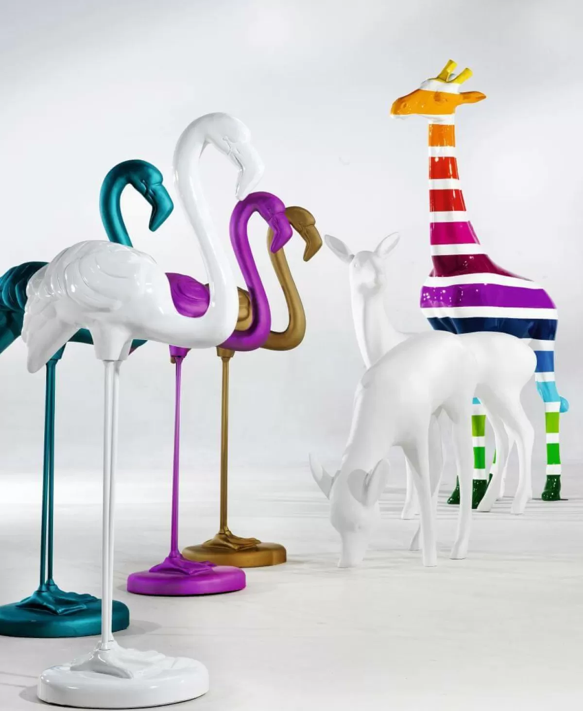 DecoWoerner Decorative Giraffe Height 190 Cm, Colourful