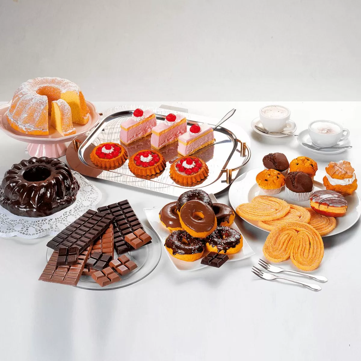 DecoWoerner Donuts Decorated Food Replica 9 Cm