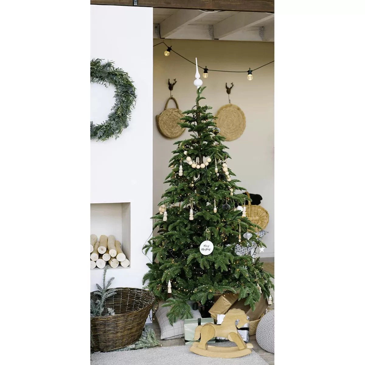 DecoWoerner Flame Retardant Fabric Banner "Nordic Christmas Tree" Made Of Flag Fabric 100 X 200 Cm