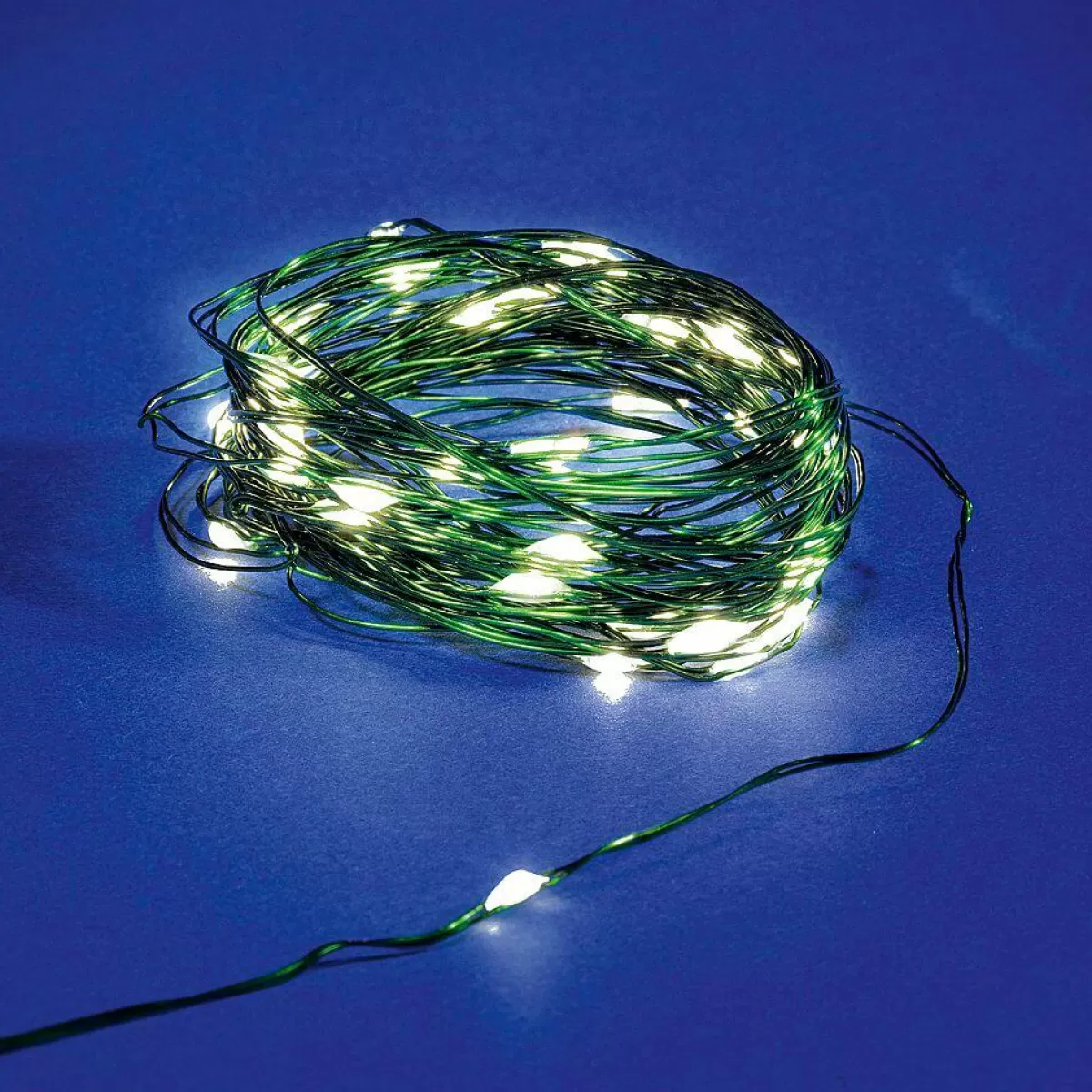 DecoWoerner LED Wire Rope Light For Trees, For Outdoor Use, 540 LED, 140 Cm