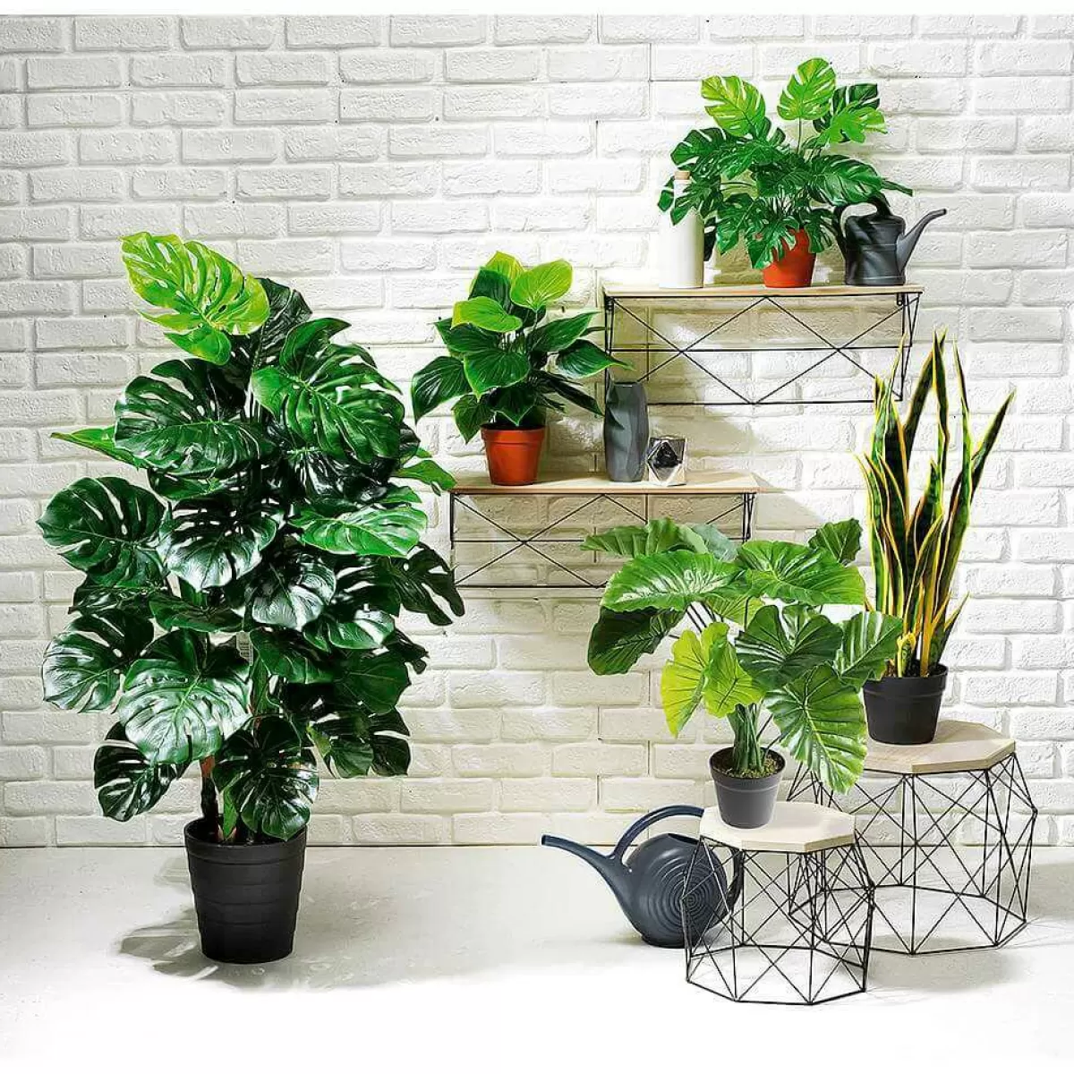 DecoWoerner Monstera Artificial Plant 120 Cm