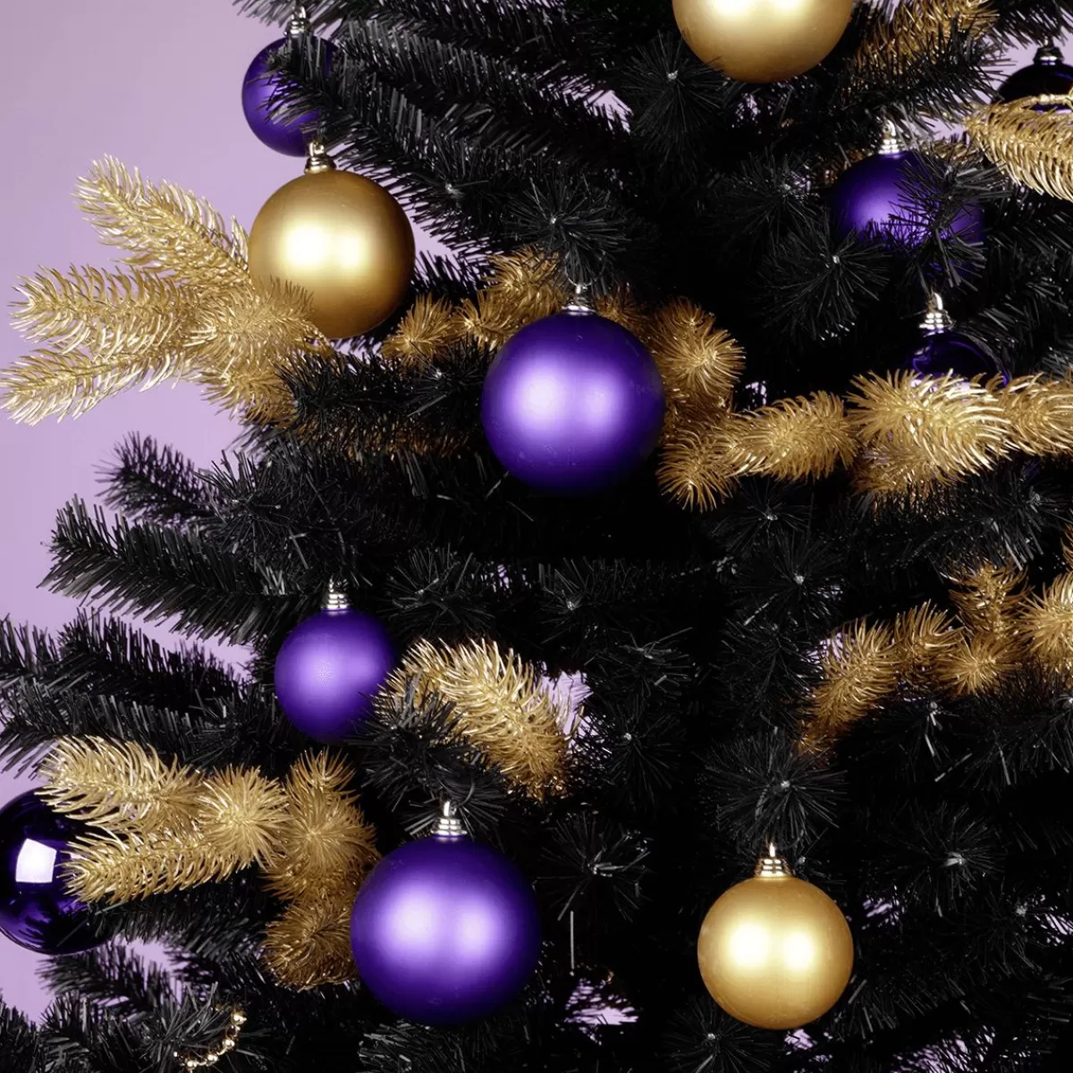 DecoWoerner Purple, Mat Christmas Balls Made Of Flame Retardant Plastic, 6 Cm Ø - 24 Pieces