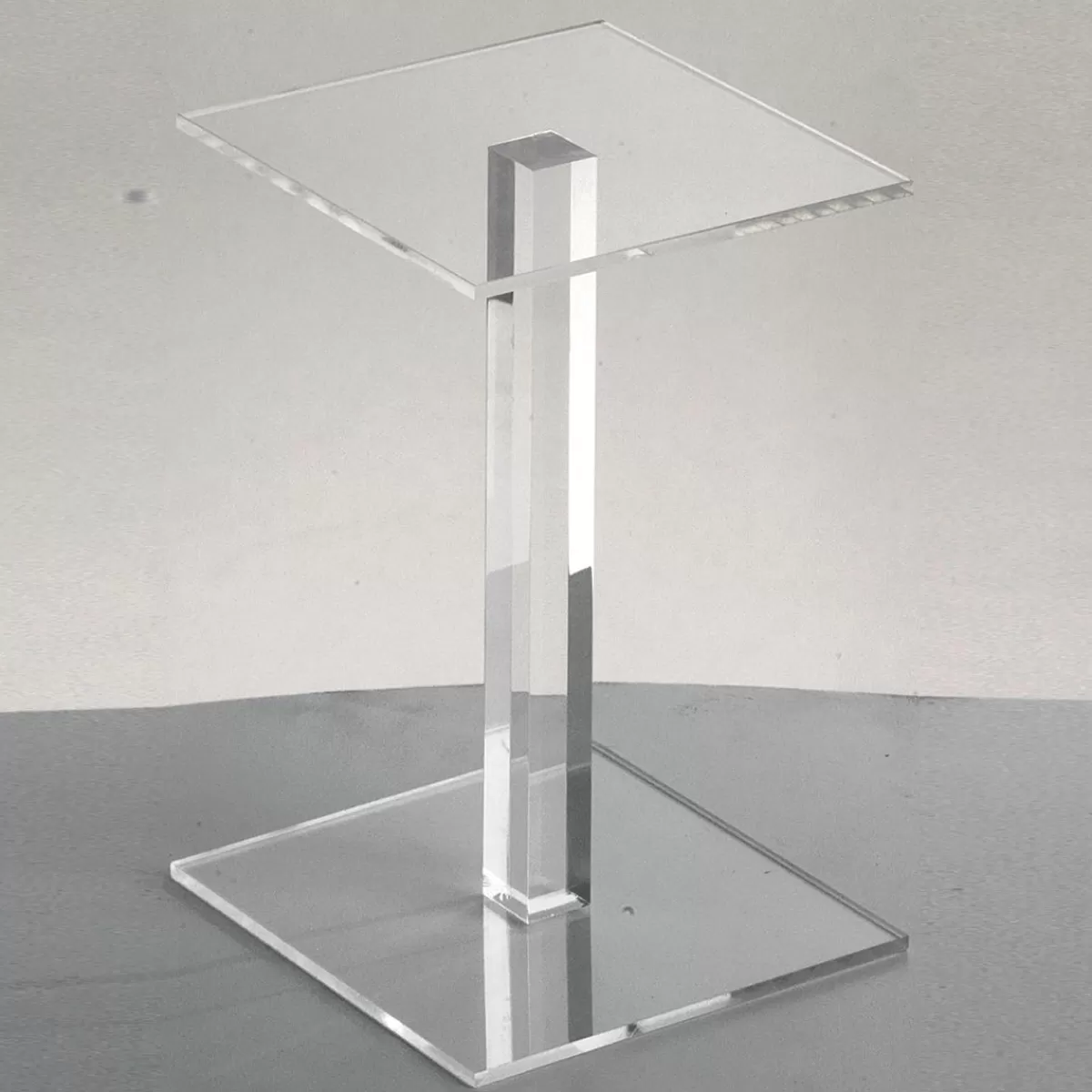 DecoWoerner Square Profile Column Made Of Acrylic Height 15 Cm