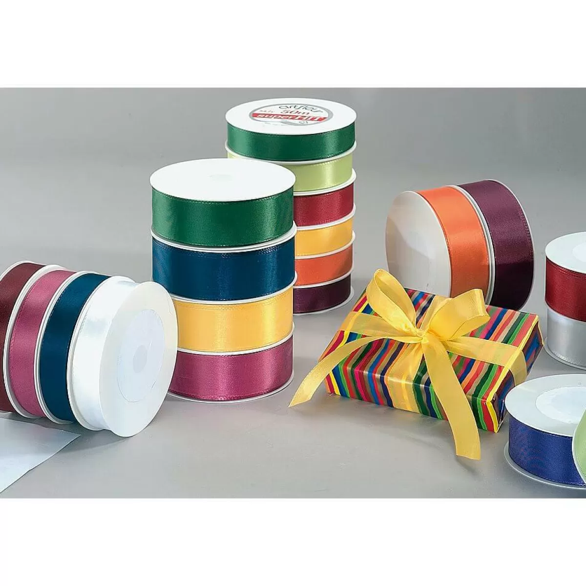 DecoWoerner Taffeta Ribbon With Selvedge 40 Mm, 50 M, Dark